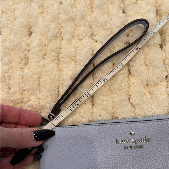KATE SPADE Leila Medium Blue Leather Wristlet - Picture 12 of 12